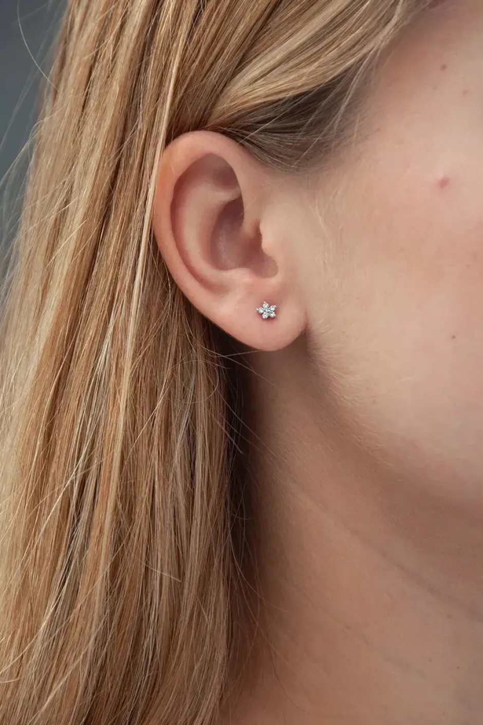 New Pendientes Desmontables Flores Par Desmontables